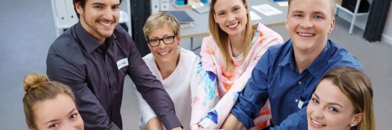 Wir geben die Mehrwertsteuersenkung natürlich an die Teilnehmer*innen der Präsenzseminare weiter